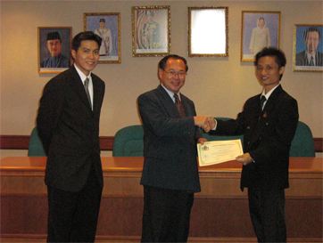 011